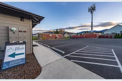 296 S Pacific Highway, Talent, OR 97540 - Photo 53