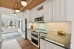 13210 Hawks Beard, Black Butte Ranch, OR 97759 - Photo 11