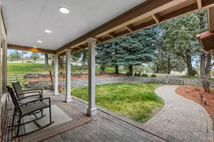 1042 NE Upper Dr, Madras, OR 97741 - Photo 5