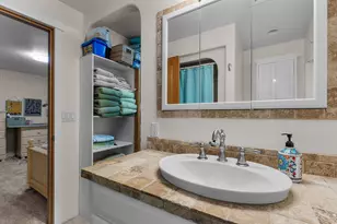 1042 NE Upper Dr, Madras, OR 97741 - Photo 23