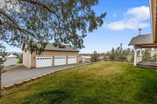 1042 NE Upper Dr, Madras, OR 97741 - Photo 37