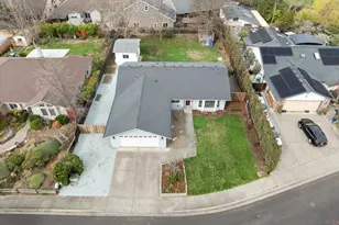 3073 Ruby Dr, Medford, OR 97504 - Photo 41