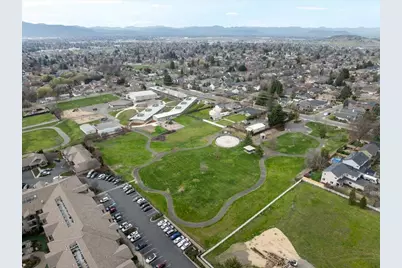 3073 Ruby Drive, Medford, OR 97504 - Photo 47