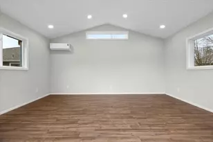 3073 Ruby Dr, Medford, OR 97504 - Photo 13