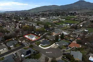 3073 Ruby Dr, Medford, OR 97504 - Photo 51