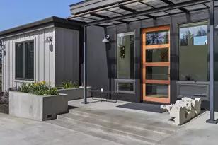 55543 Huntington Rd, Bend, OR 97707 - Photo 11