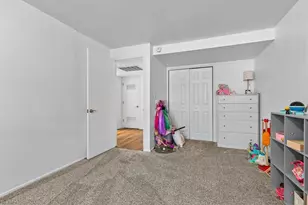 2860 W Griffin Creek Rd, Medford, OR 97501 - Photo 21