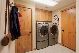 57809 Mt Rainier Ln, Sunriver, OR 97707 - Photo 25