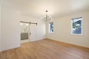 2424 NW Crossing Dr, Bend, OR 97703 - Photo 9