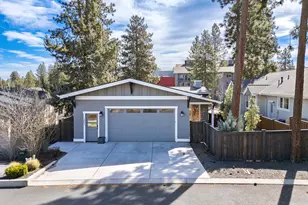 2424 NW Crossing Dr, Bend, OR 97703 - Photo 23