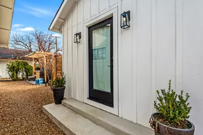 1443 SW Canyon Drive, Redmond, OR 97756 - Photo 37