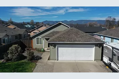 436 Vick Lane, Medford, OR 97501 - Photo 1