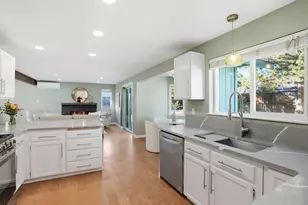 1283 NE Providence Dr, Bend, OR 97701 - Photo 17