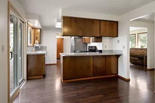 21060 Woodhaven Ave, Bend, OR 97702 - Photo 5