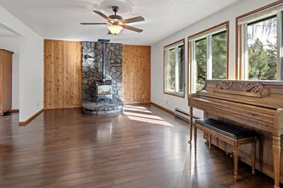 21060 Woodhaven Avenue, Bend, OR 97702 - Photo 3