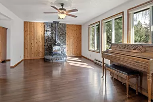 21060 Woodhaven Ave, Bend, OR 97702 - Photo 3