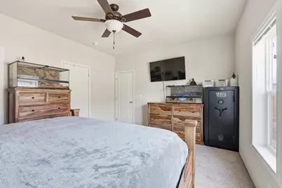 658 NE Shoshone Drive, Redmond, OR 97756 - Photo 13