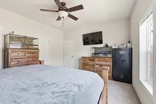 658 NE Shoshone Dr, Redmond, OR 97756 - Photo 13