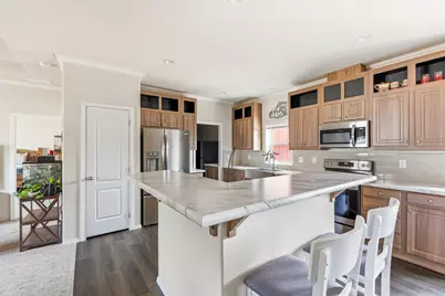 658 NE Shoshone Drive, Redmond, OR 97756 - Photo 5