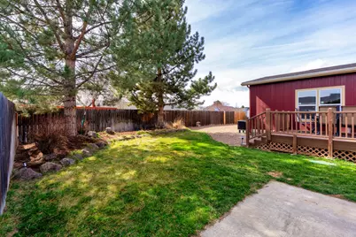 658 NE Shoshone Drive, Redmond, OR 97756 - Photo 27