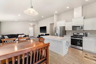 16020 Alpine Dr, La Pine, OR 97739 - Photo 15