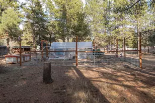 16103 Eagles Nest Rd, La Pine, OR 97739 - Photo 13