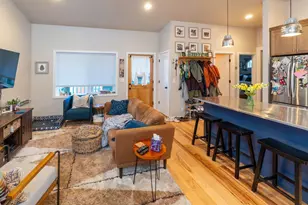 566 NE Lafayette Ave, Bend, OR 97701 - Photo 19