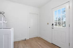 513 NE Irving Ave, Bend, OR 97701 - Photo 21