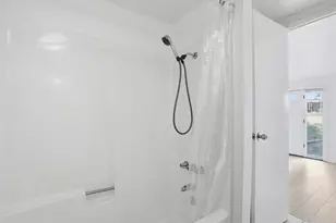 513 NE Irving Ave, Bend, OR 97701 - Photo 39