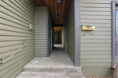 513 NE Irving Avenue, Bend, OR 97701 - Photo 23