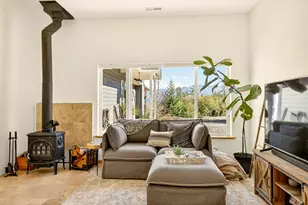 145 Lomas Rd, Jacksonville, OR 97530 - Photo 33