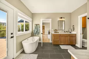 145 Lomas Rd, Jacksonville, OR 97530 - Photo 21