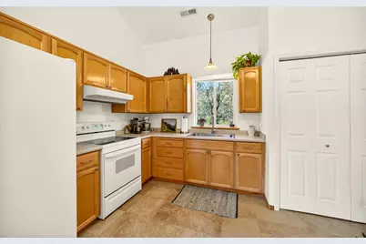 145 Lomas Road, Jacksonville, OR 97530 - Photo 31