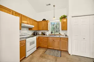 145 Lomas Rd, Jacksonville, OR 97530 - Photo 31