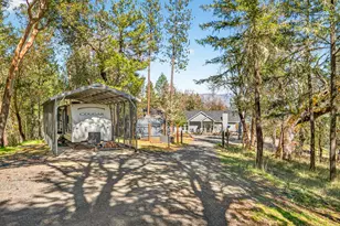 145 Lomas Rd, Jacksonville, OR 97530 - Photo 49