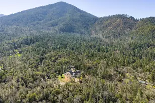 145 Lomas Rd, Jacksonville, OR 97530 - Photo 53