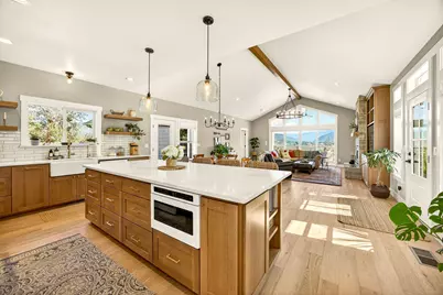 145 Lomas Road, Jacksonville, OR 97530 - Photo 13