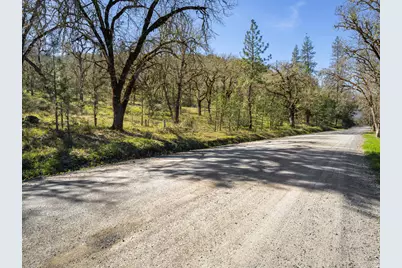 Upper River Road #2300, Central Point, OR 97502 - Photo 5