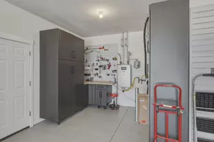 3016 NE Moreno Pl, Bend, OR 97701 - Photo 27