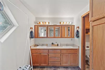 1987 Kelly Way, Grants Pass, OR 97527 - Photo 21