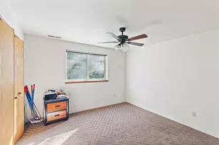 1987 Kelly Way, Grants Pass, OR 97527 - Photo 15