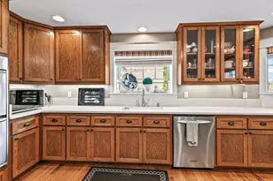 4575 Hathaway Dr, Medford, OR 97504 - Photo 9