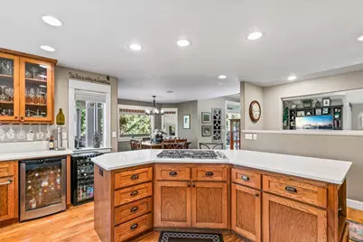 4575 Hathaway Drive, Medford, OR 97504 - Photo 9