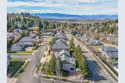 4575 Hathaway Drive, Medford, OR 97504 - Photo 59