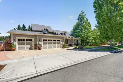 4575 Hathaway Drive, Medford, OR 97504 - Photo 3