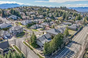 4575 Hathaway Dr, Medford, OR 97504 - Photo 57