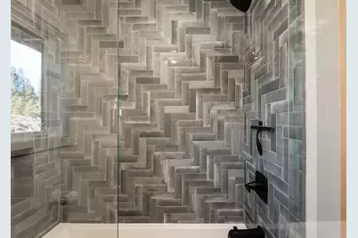 60012 Ridgeview Drive W, Bend, OR 97702 - Photo 21