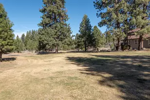 60012 Ridgeview Dr W, Bend, OR 97702 - Photo 43
