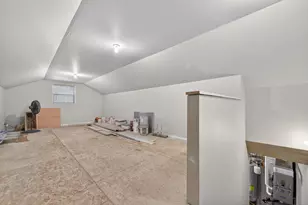 60882 Grand Targhee Dr, Bend, OR 97702 - Photo 37