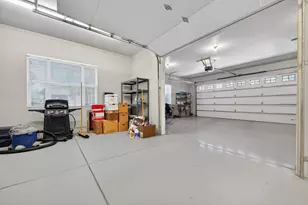 60882 Grand Targhee Dr, Bend, OR 97702 - Photo 33